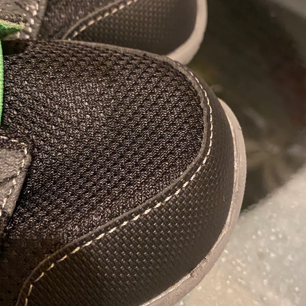 New See Kai Run Black and Green boys Sneakers 12 - Picture 2 of 7